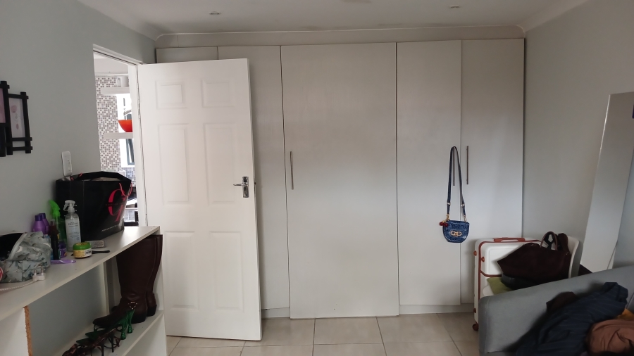 1 Bedroom Property for Sale in Charlo Eastern Cape